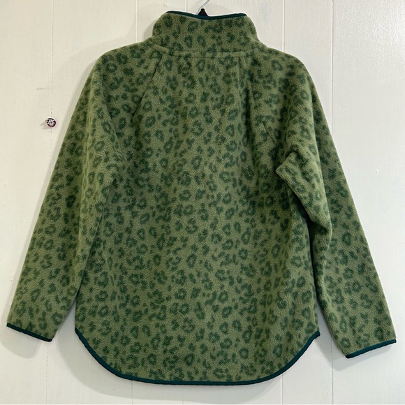 J.Crew J.Crew Cozy Green Animal Print Pullover Fleece Jacket Sweater Size Small. - Picture 3 of 12